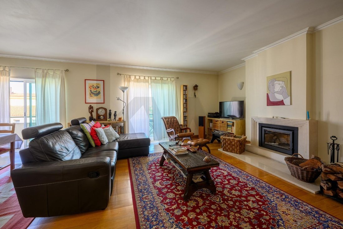 Apartment in Estoril, Cascais e Estoril, Lisbon 4 - 18456431