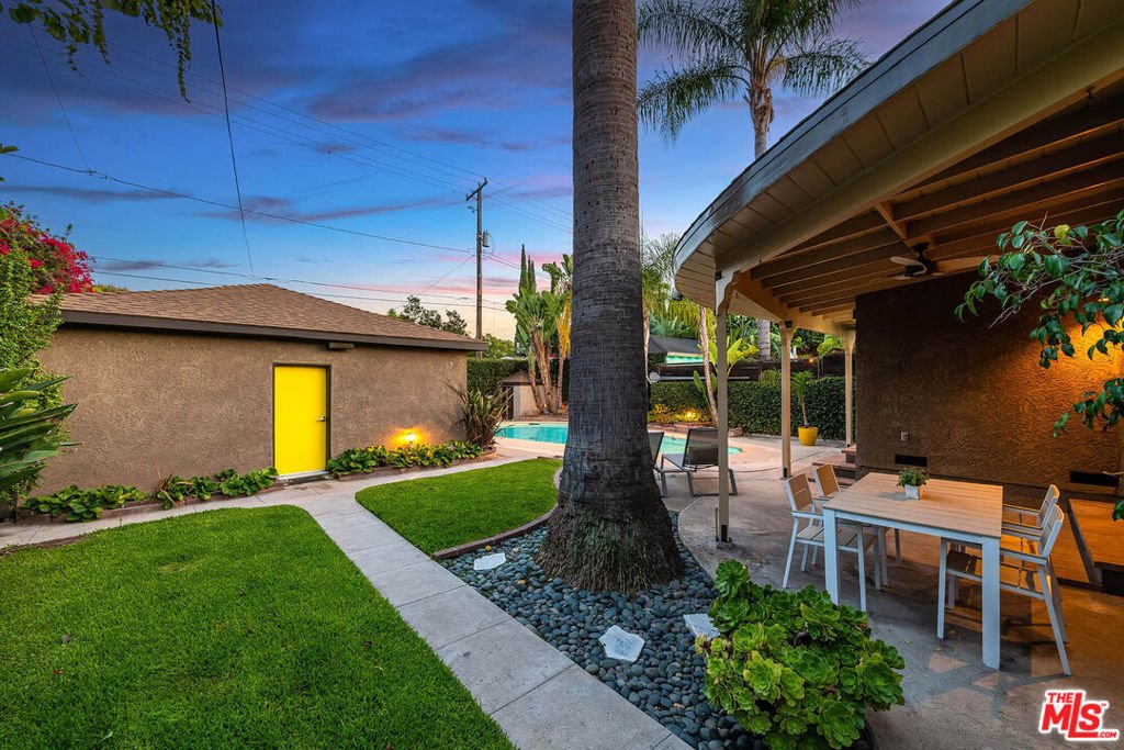 House in Burbank, California, United States 4 - 18459120