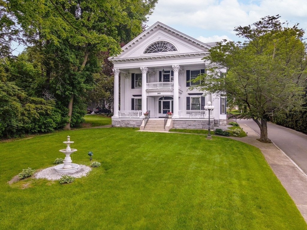 House in Lowell, Massachusetts, United States 2 - 18045592