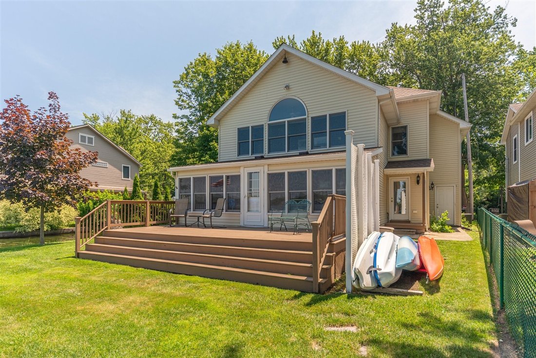 House in Township of Hamburg, Michigan, United States 2 - 18458565