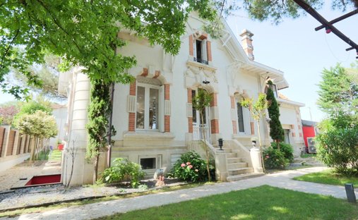 Villa in Pontaillac, Royan, France 1