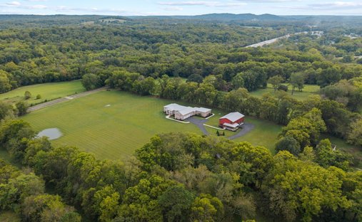 House in Mount Pleasant, Tennessee, United States 1