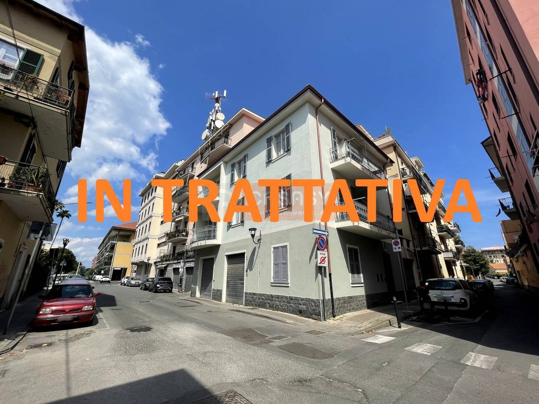 House in Center, Albenga, Liguria 1 - 16035980