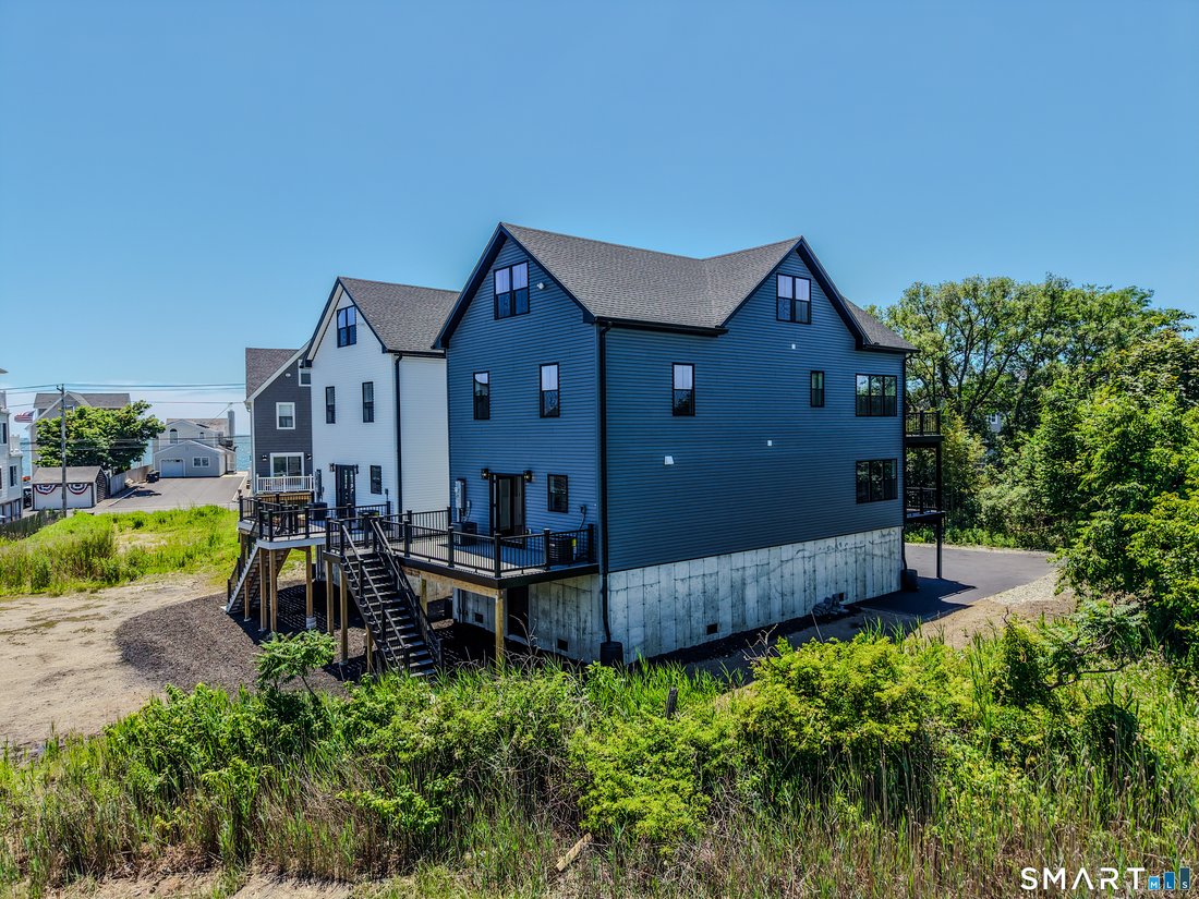 Milford, New Hampshire, United States 2 - 17338496