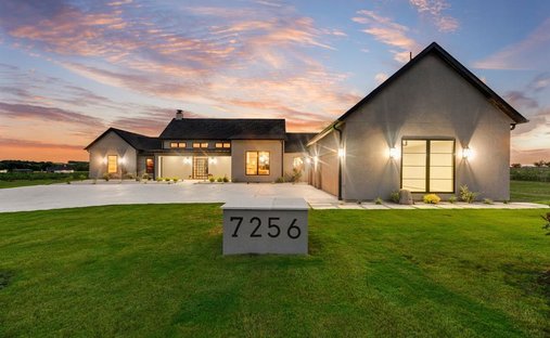 House in Krum, Texas, United States 1