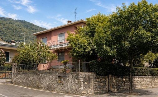 Villa in Porta Venezia - Sant'Eufemia - Caionvico, Brescia, Lombardy 1