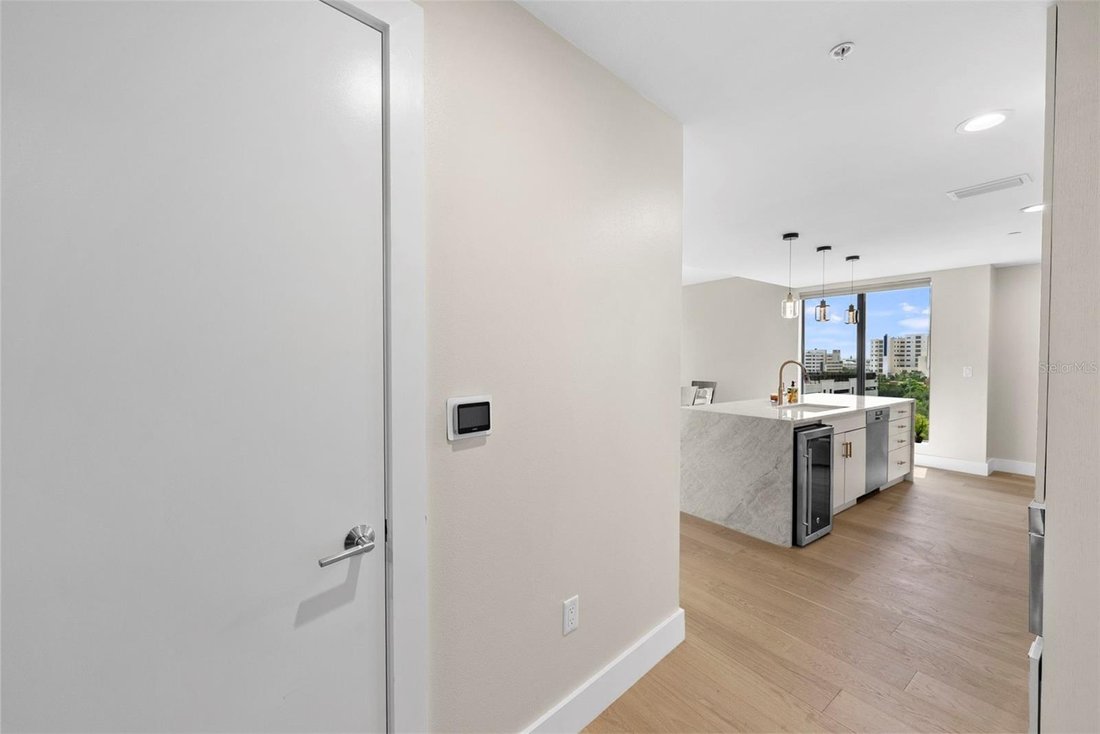 Condo in St. Petersburg, Florida, United States 2 - 18455893
