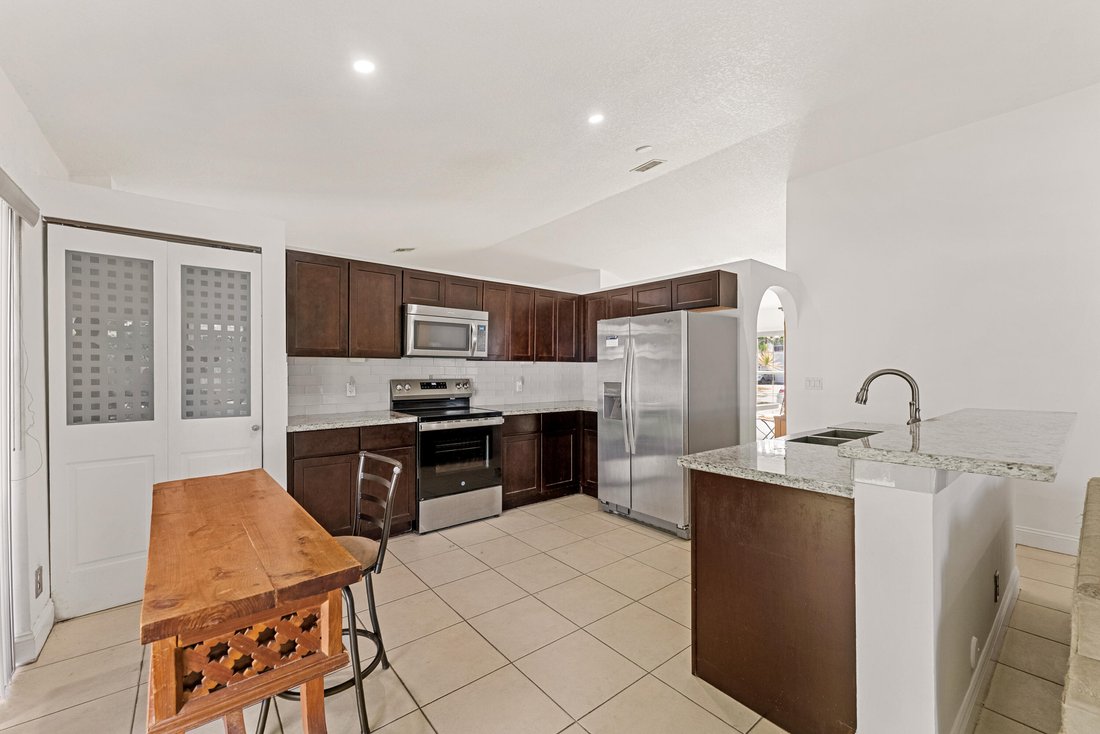 House in Davie, Florida, United States 4 - 18264245