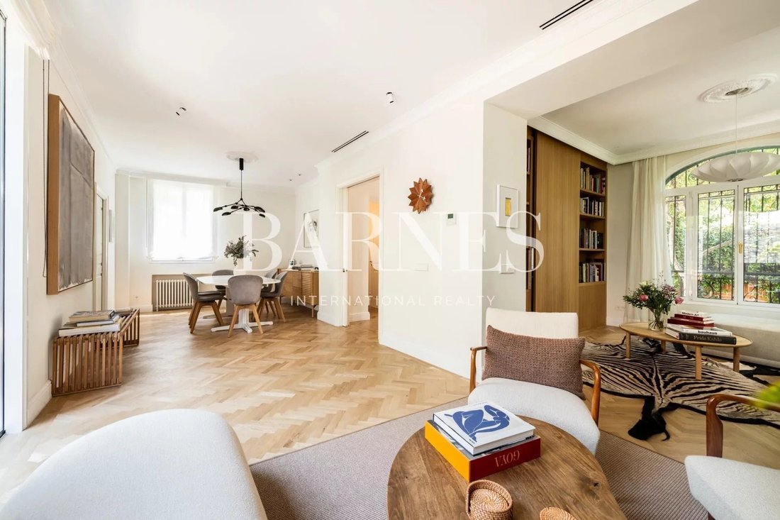 Chalet in Retiro, Madrid, Spain 3 - 18457324