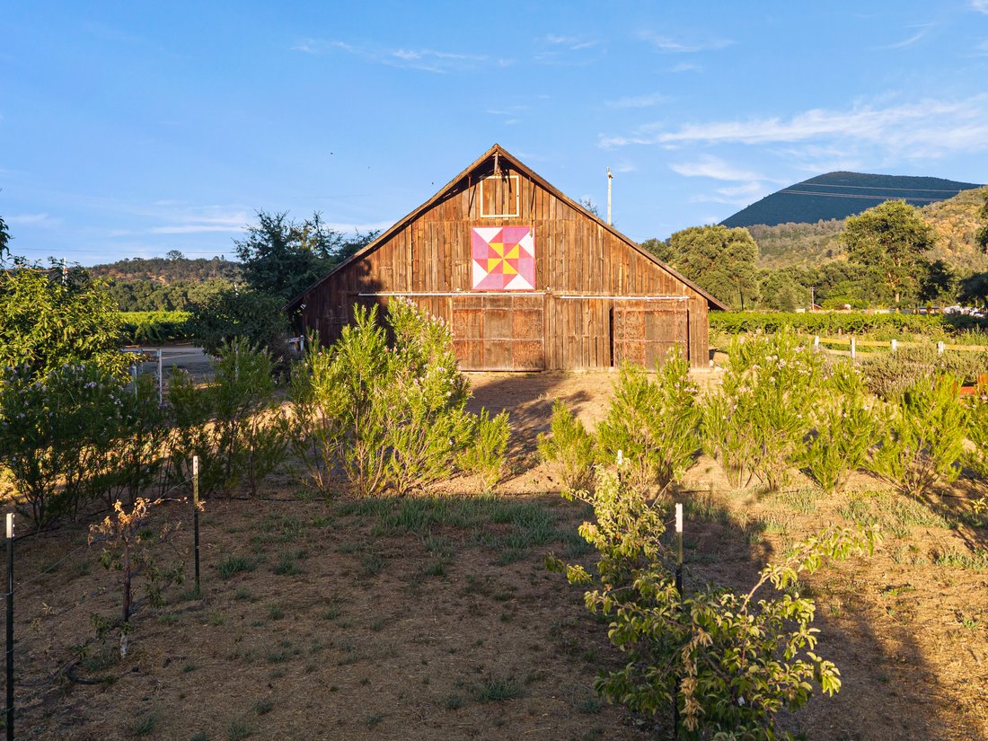 House in Kelseyville, California, United States 5 - 18457246