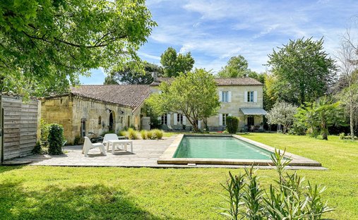 House in Les Artigues-de-Lussac, Nouvelle-Aquitaine, France 1