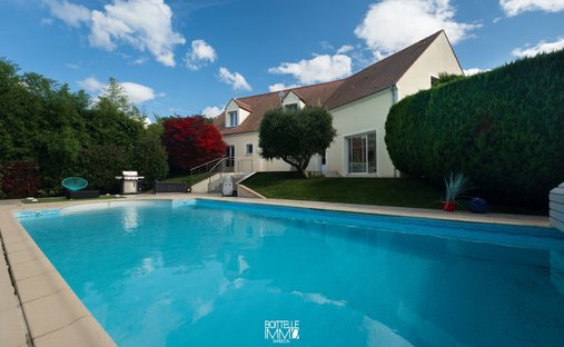 House in Centre Sud, Saint-Pierre-les-Nemours, France 1