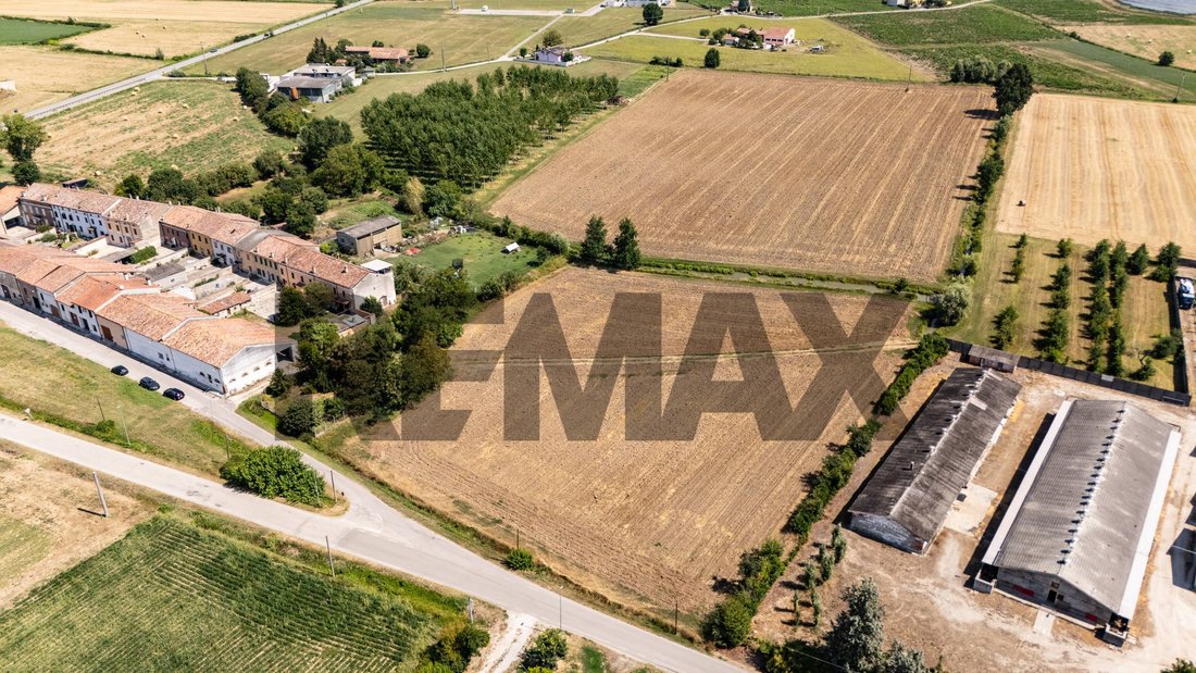 Land in Commessaggio, Lombardy, Italy 4 - 18464906