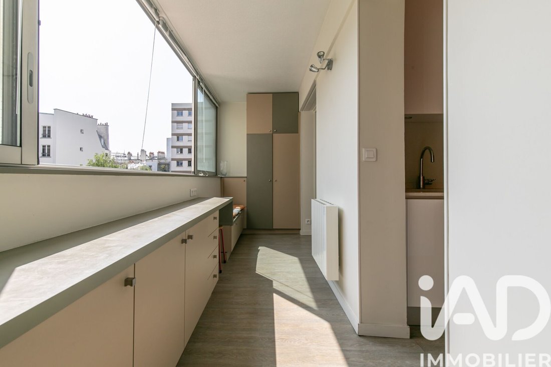 Apartment in Belleville-Saint Maur, Paris 11e Arrondissement, Paris 5 - 18130425
