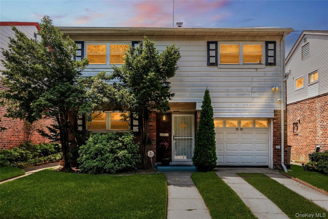 House in New York, New York, United States 1 - 18469471