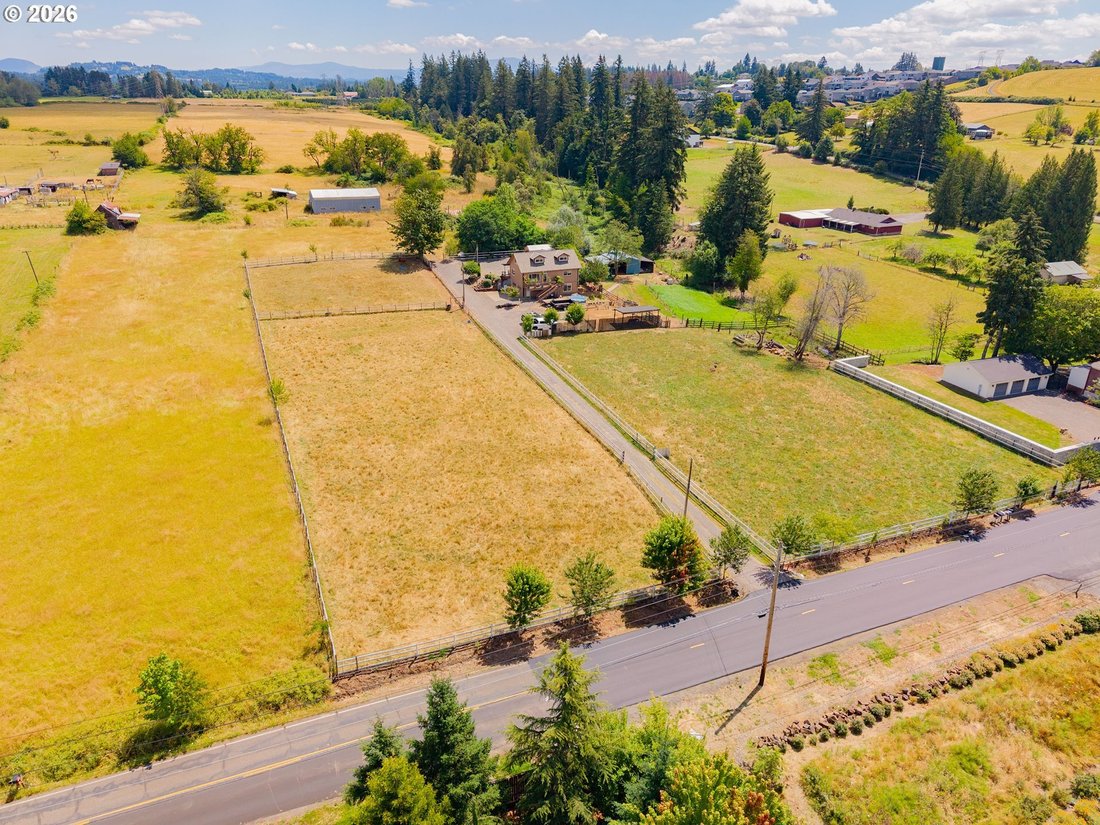 House in Camas, Washington, United States 3 - 18468042