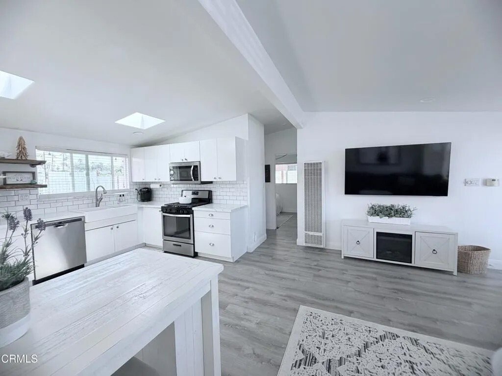 House in Ventura, California, United States 5 - 18459066