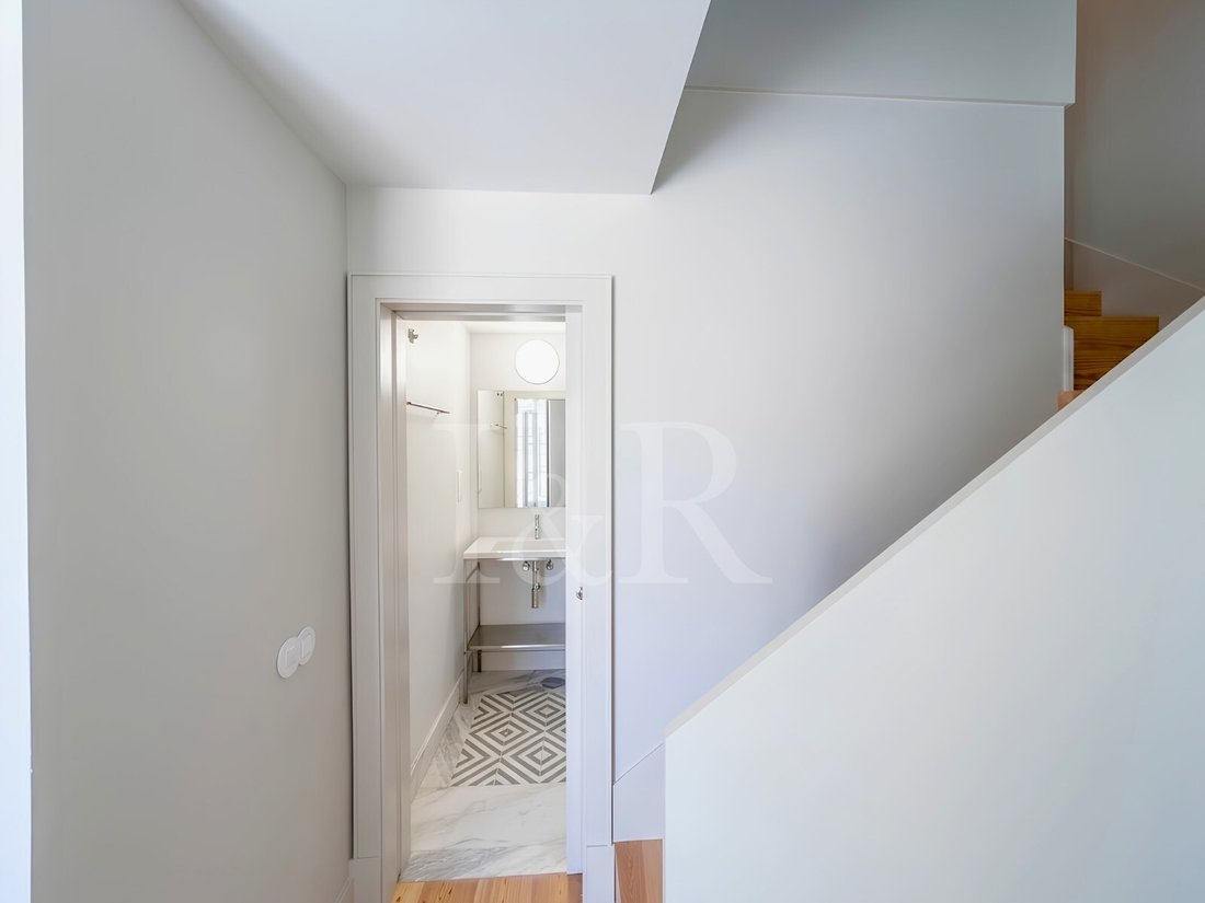 Apartment in Arroios, Lisbon, Portugal 5 - 18355733