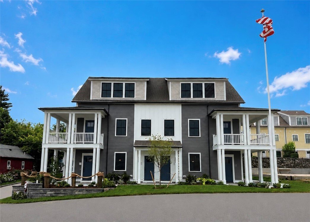 Condo in East Greenwich, Rhode Island, United States 1 - 18439043