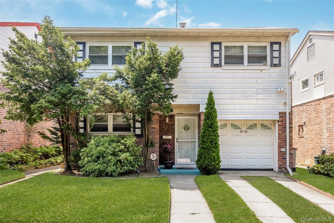 House in New York, New York, United States 2 - 18469471