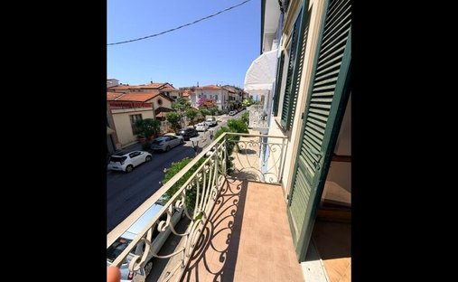 Apartment in Historic Center, Viareggio, Tuscany 1