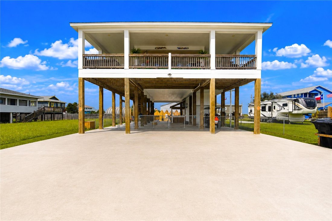 House in Bolivar Peninsula, Texas, United States 4 - 18465724