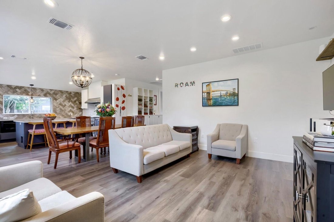 House in Austin, Texas, United States 4 - 18459507