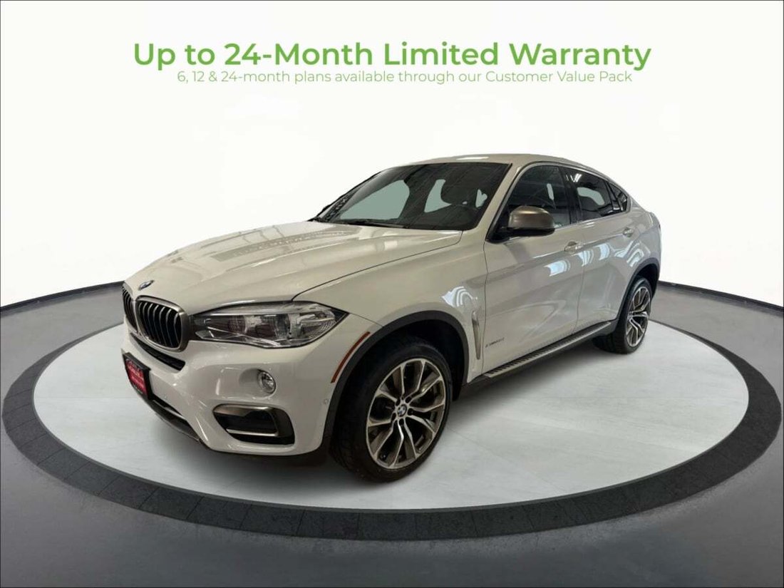 Suv in Waukegan, IL, United States 3 - 18044905