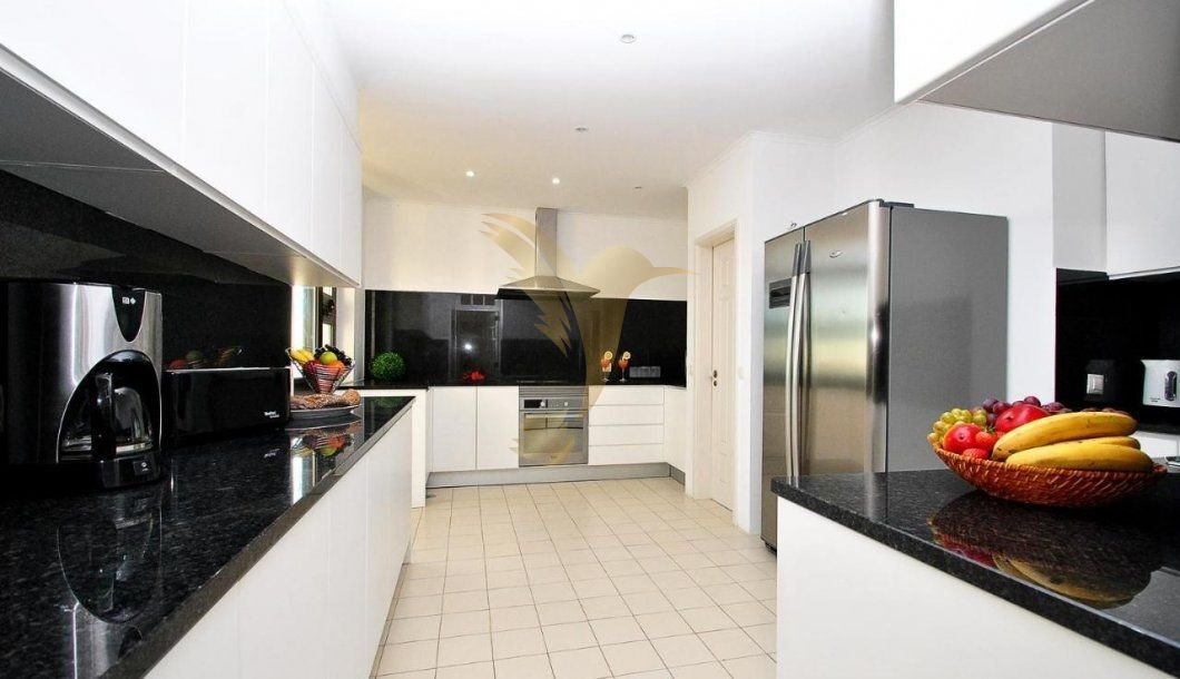 Apartment in Olhos de Agua, Algarve, Portugal 3 - 18463713
