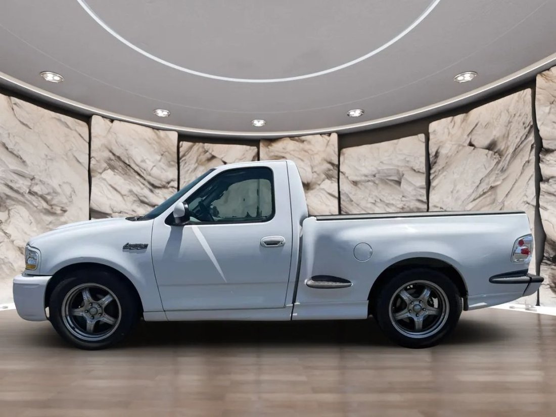 Pickup in Ontario, CA, United States 5 - 18464620