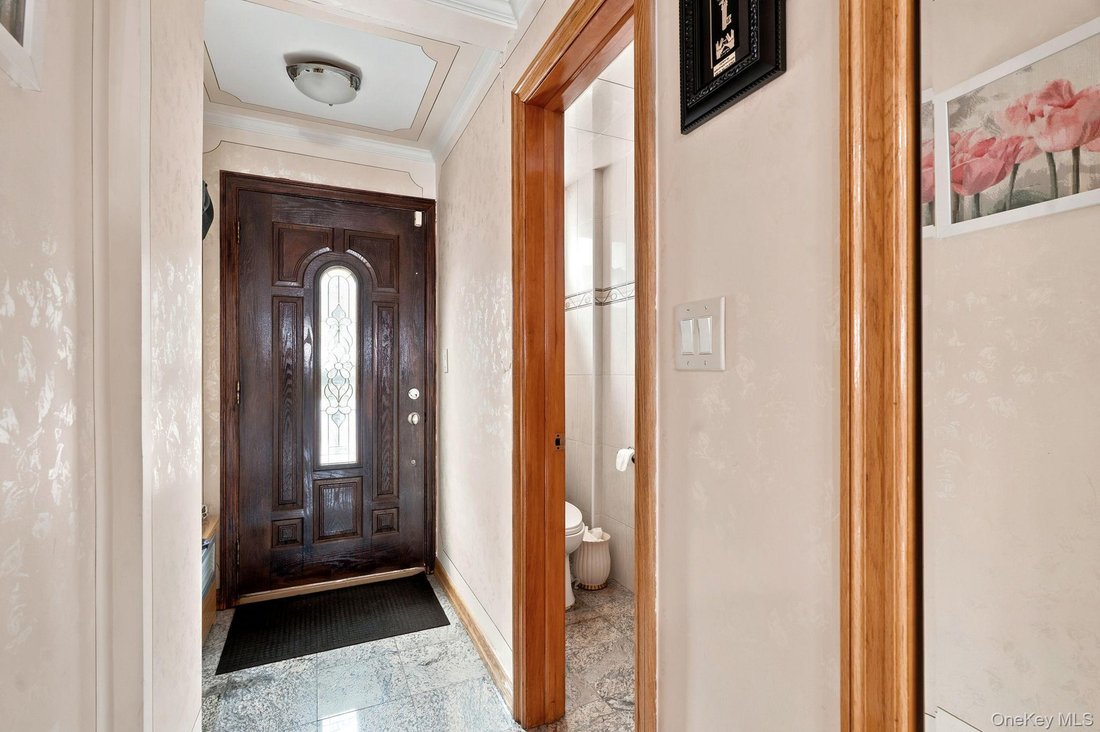 House in New York, New York, United States 4 - 18458651
