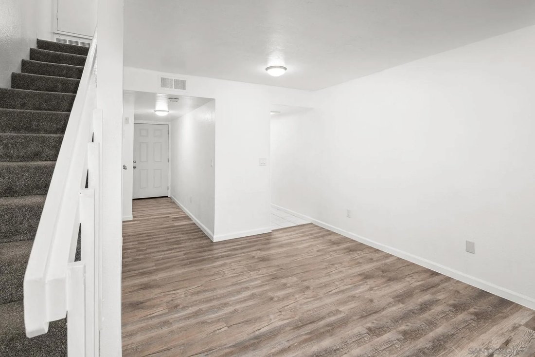 San Diego, California, United States 5 - 18459157