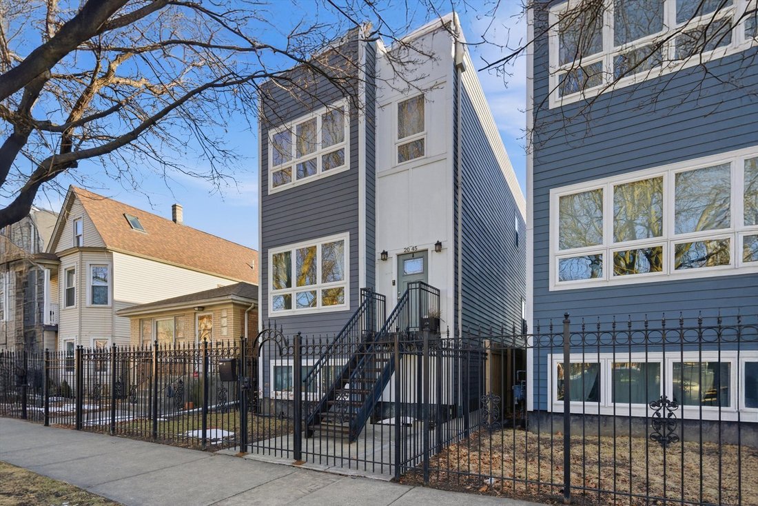 House in Chicago, Illinois, United States 3 - 18465859