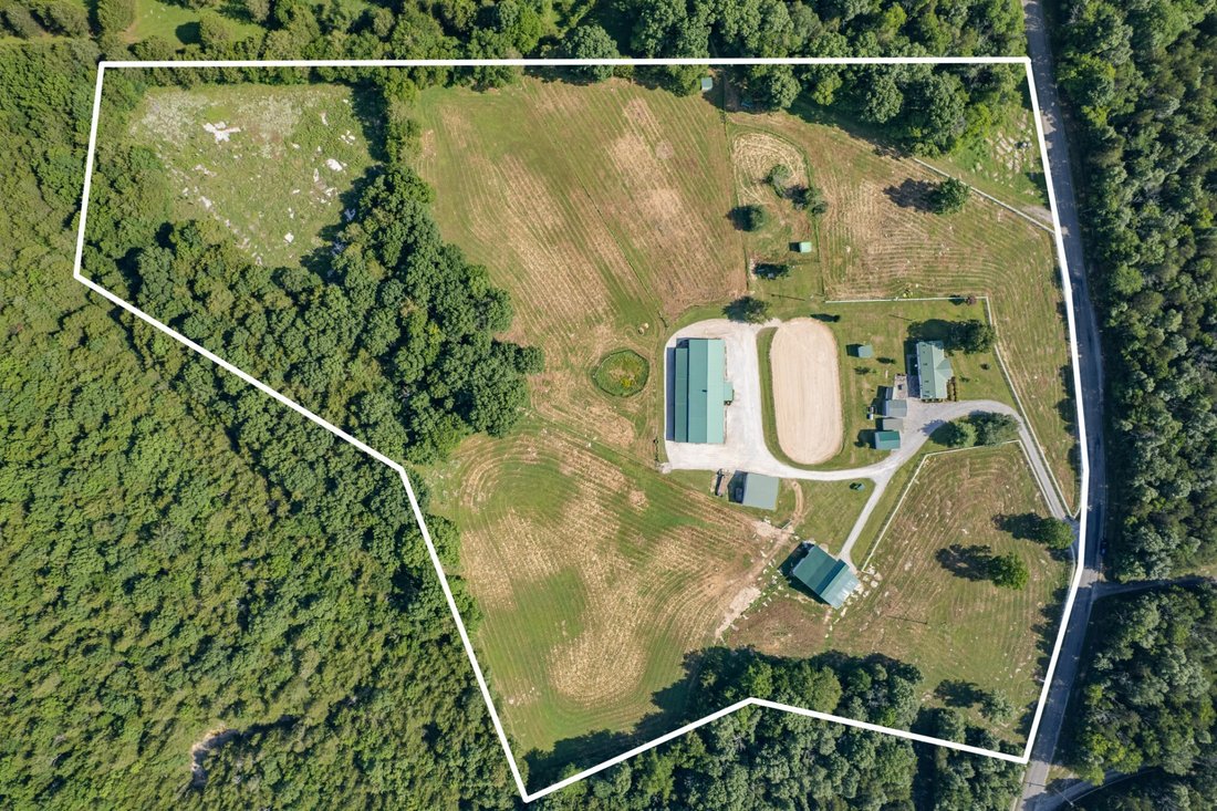 Land in Columbia, Tennessee, United States 3 - 18459807