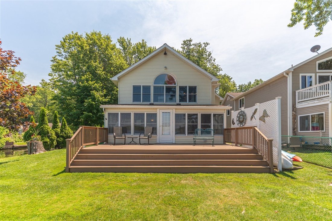 House in Township of Hamburg, Michigan, United States 1 - 18458565