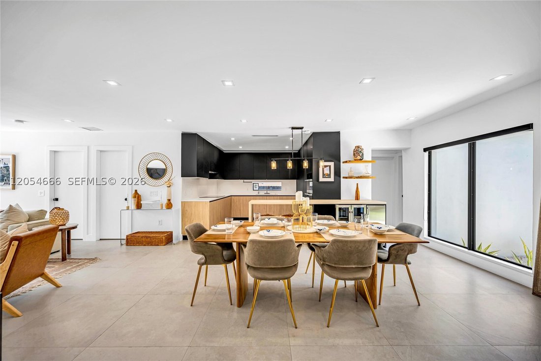 House in Miami, Florida, United States 5 - 18456104