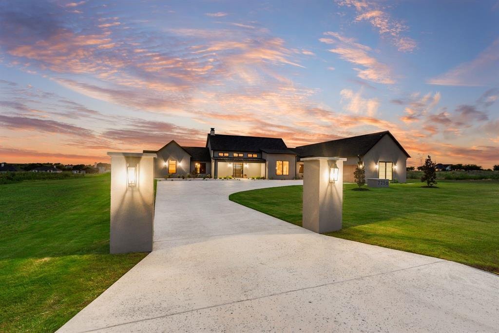 House in Krum, Texas, United States 3 - 18103122