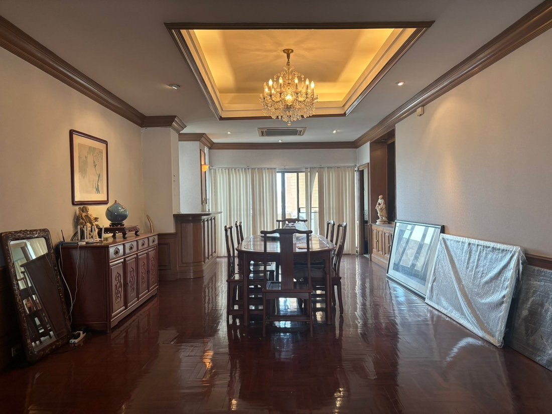Condo in Phra Khanong Nuea, Bangkok, Thailand 3 - 18463964