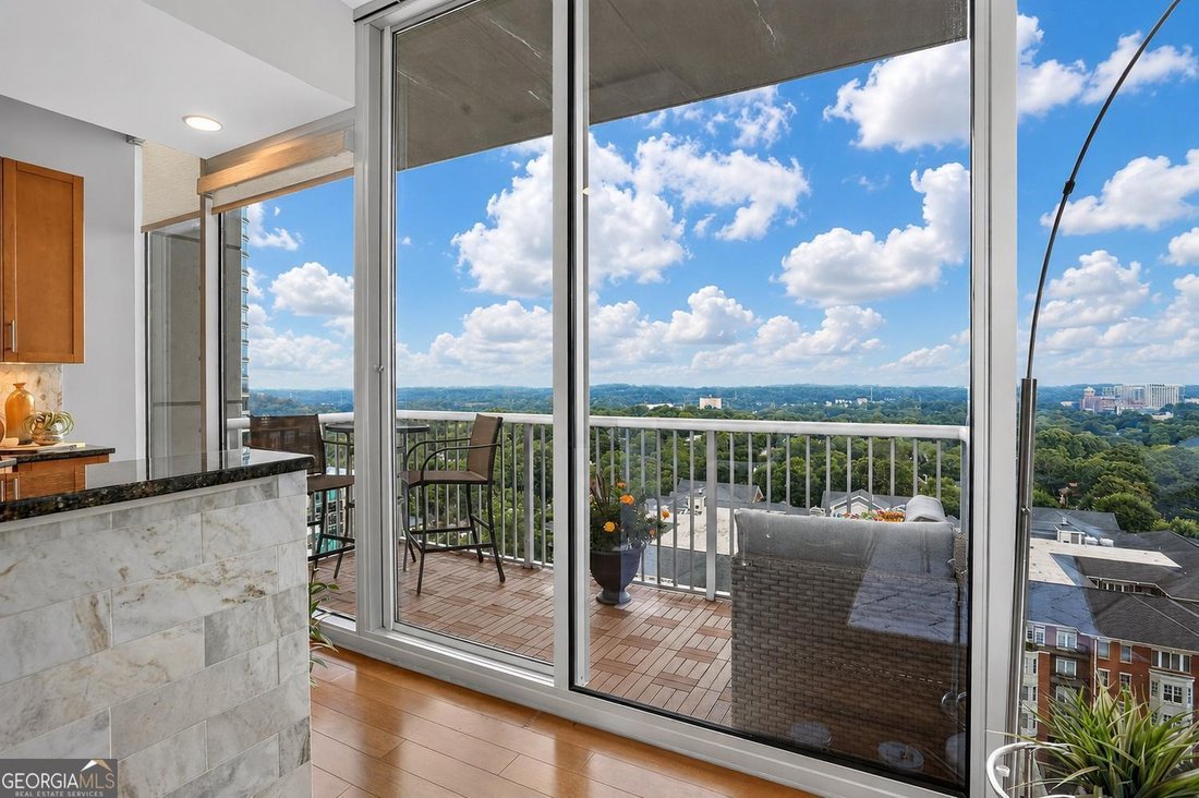 Condo in Atlanta, Georgia, United States 5 - 18453439