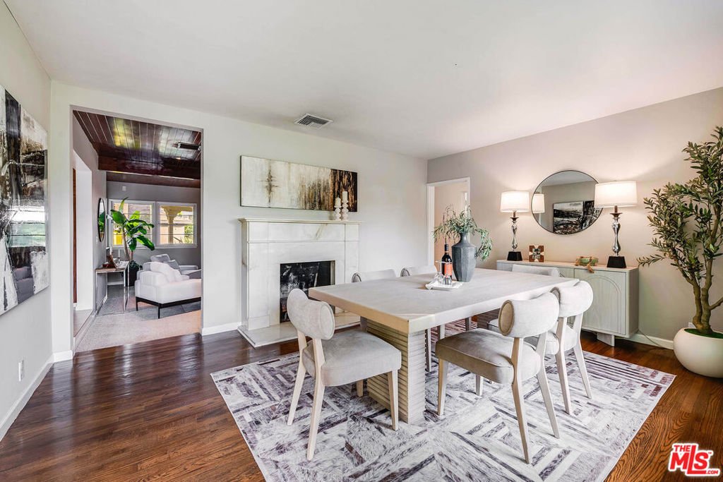House in Burbank, California, United States 5 - 18459120
