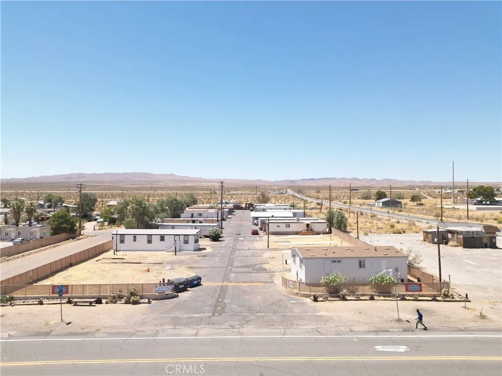 Yermo, California, United States 1 - 18459121