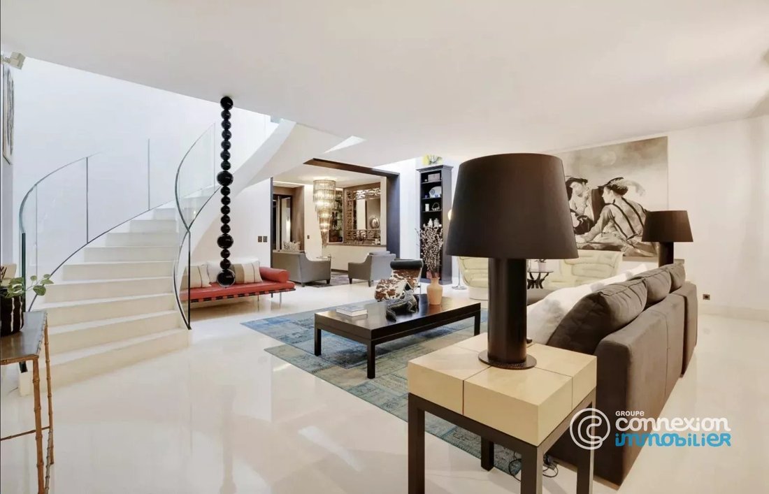Estate in Saint Thomas d'Aquin, Paris 7e Arrondissement, Paris 4 - 18457302