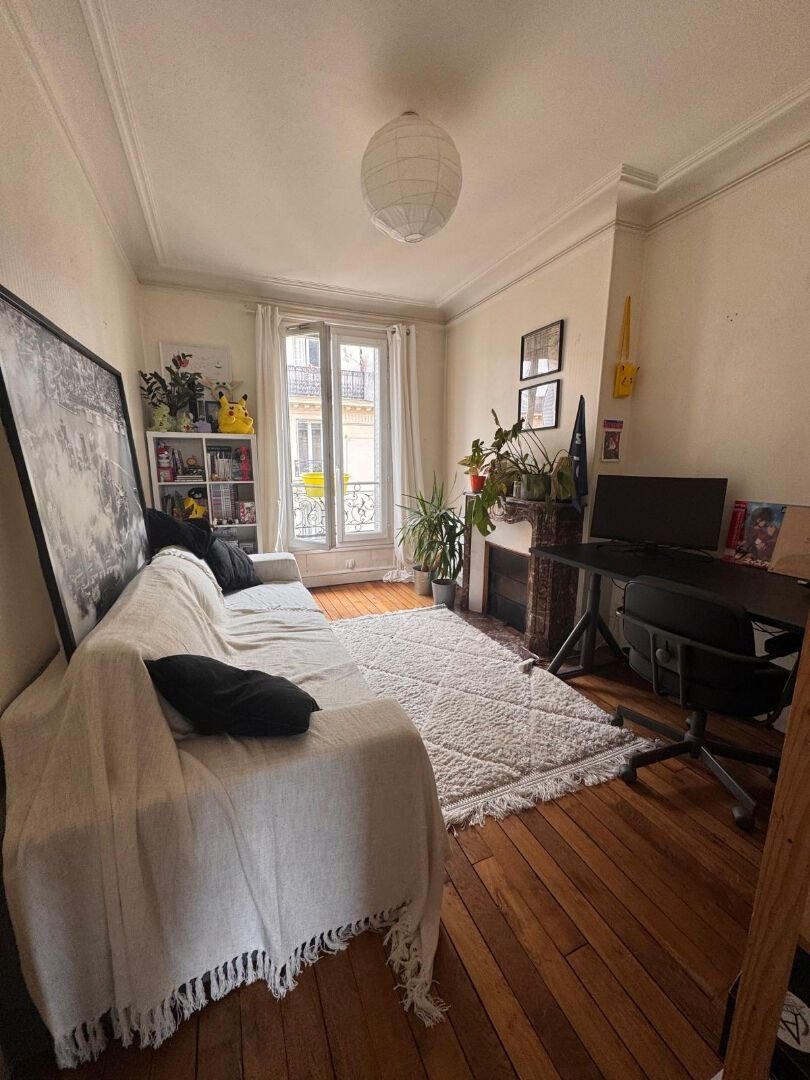 Apartment in Montorgueil-Saint Denis, Paris 2e Arrondissement, Paris 4 - 18456804