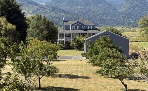 House in Gold Beach, Oregon, United States 1