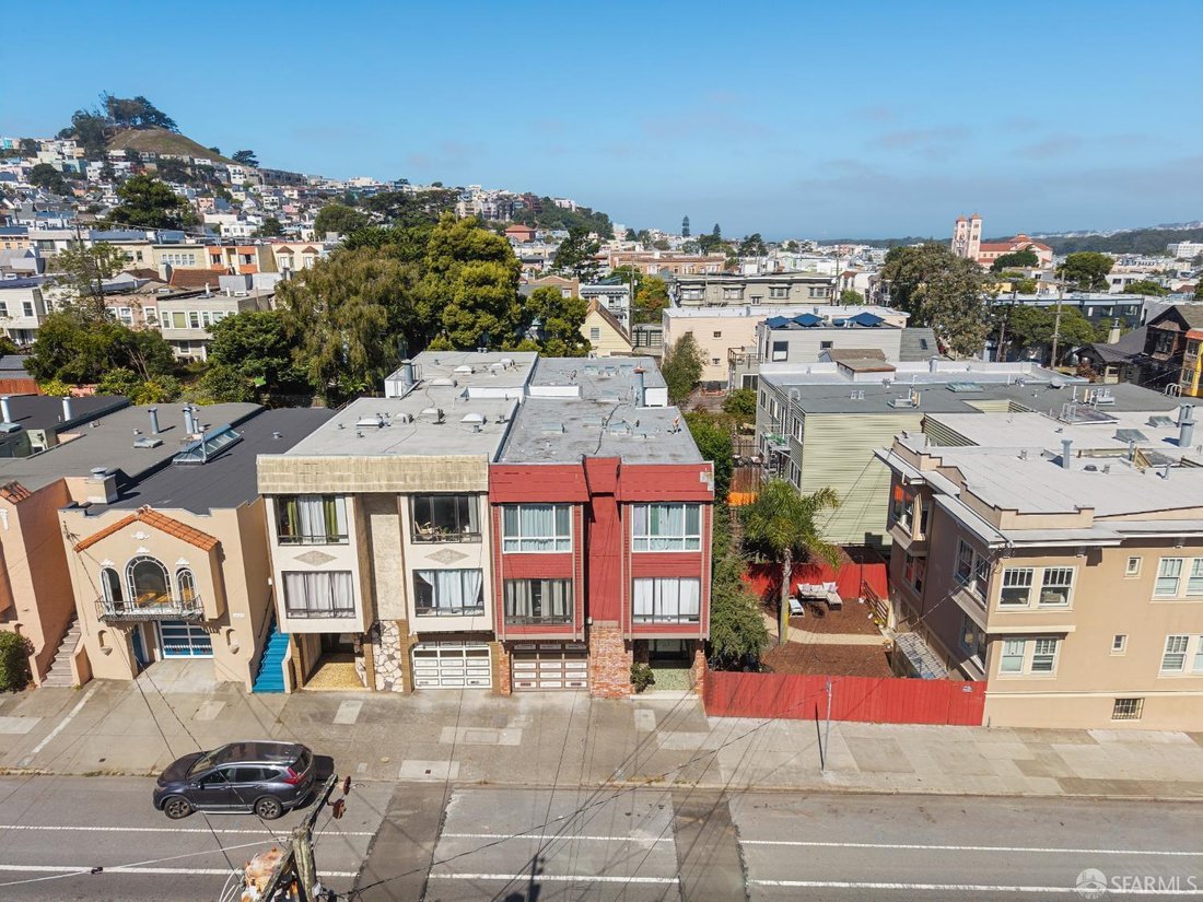 San Francisco, California, United States 1 - 18462799