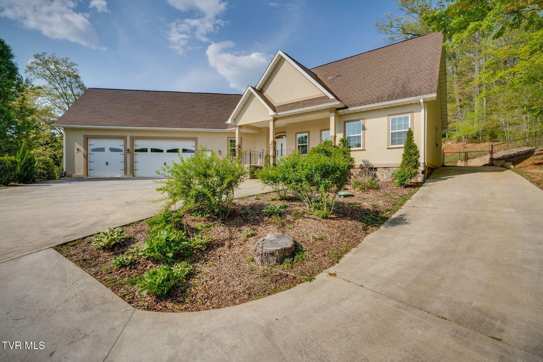 House in Elizabethton, Tennessee, United States 2 - 18460034