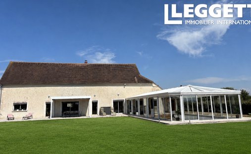 House in Rouesse-Fontaine, Pays de la Loire, France 1