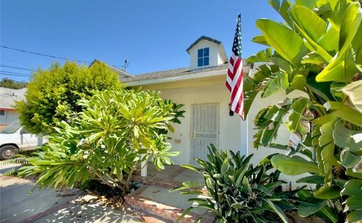 House in San Fernando, California, United States 1