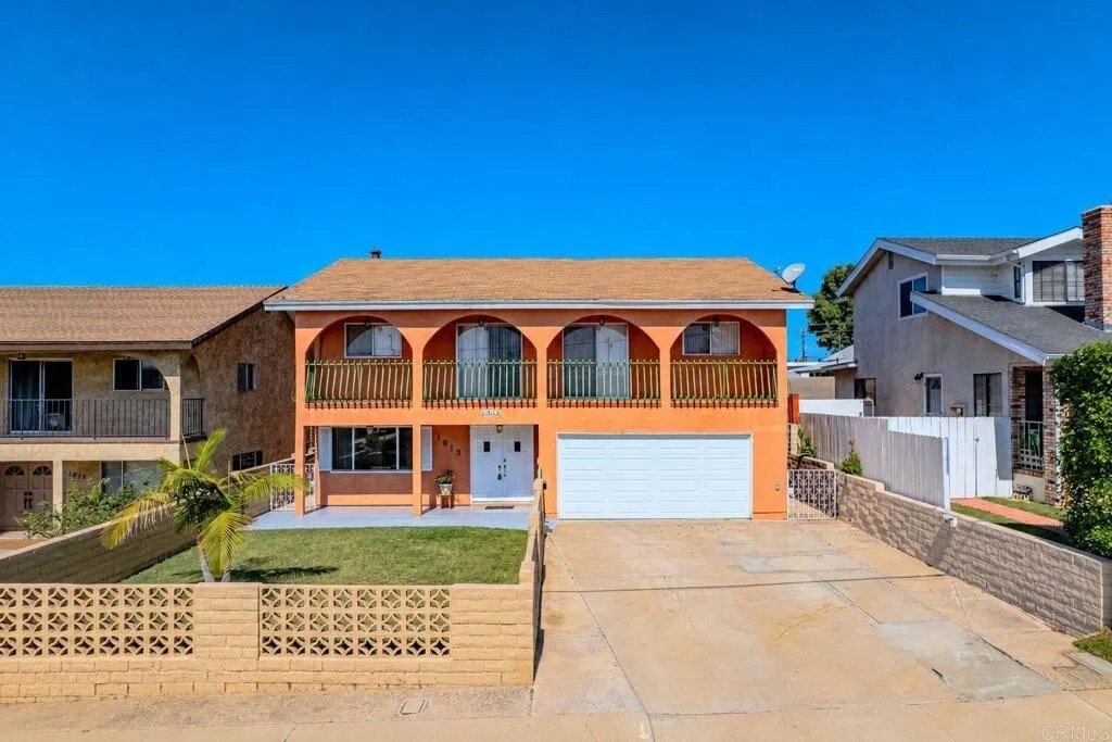 Imperial Beach, California, United States 2 - 18468580