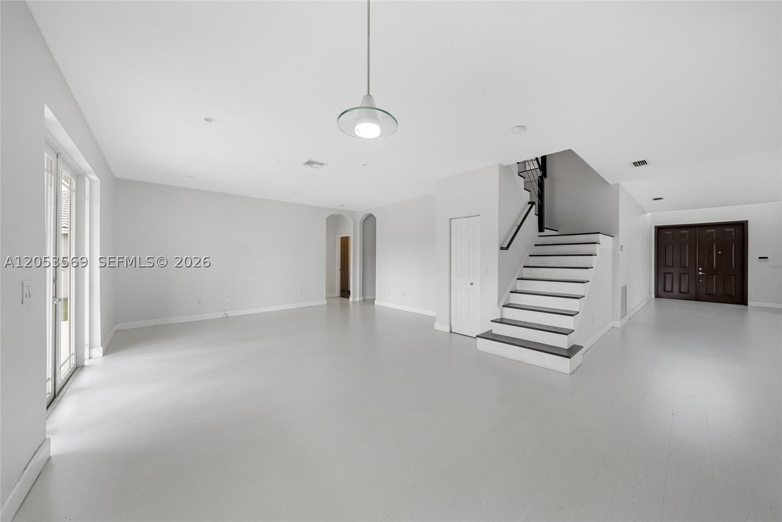 House in Pembroke Pines, Florida, United States 3 - 18459402